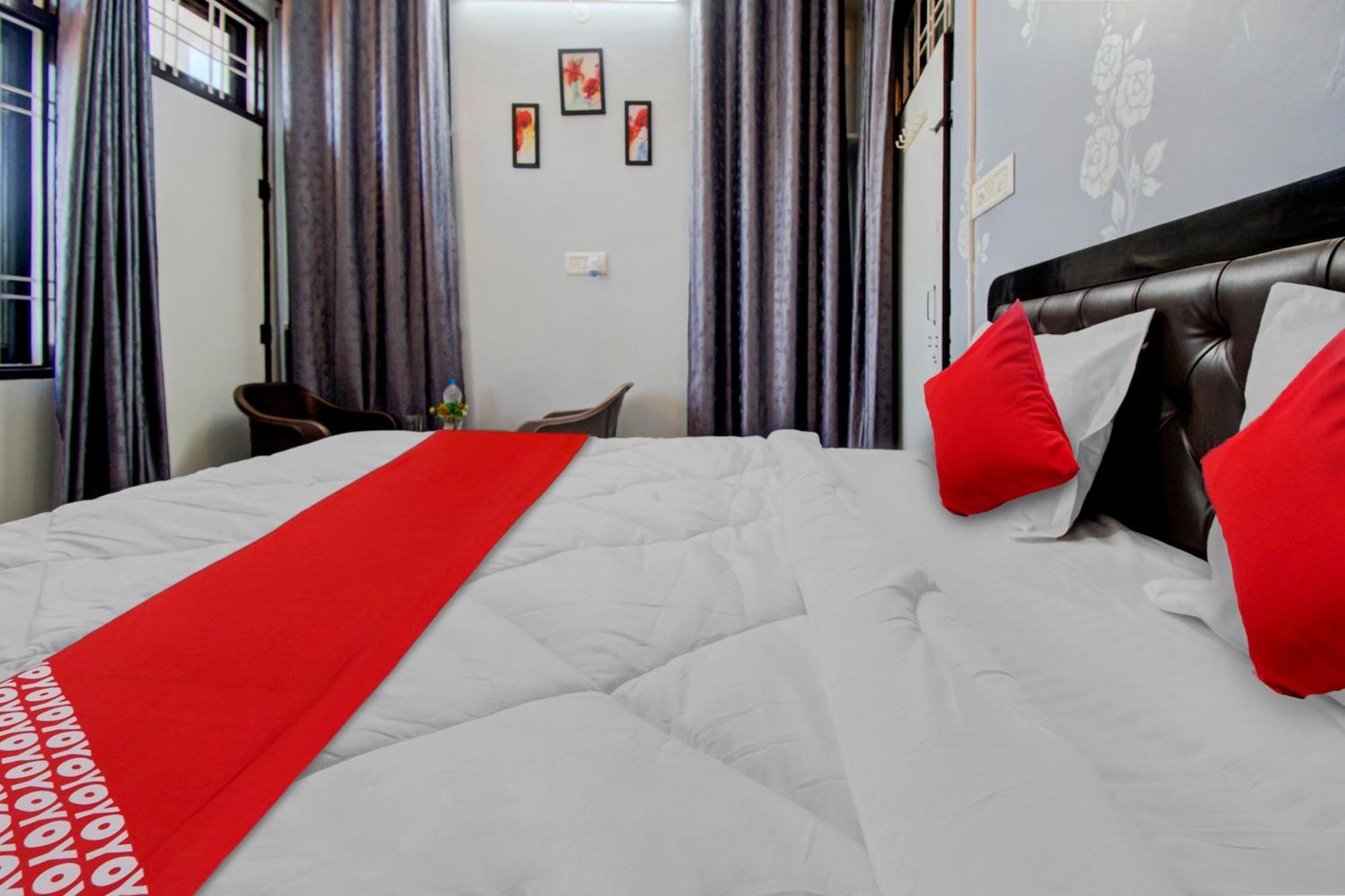 Oyo Flagship 81130 Vanya Guest House Jaipur Buitenkant foto
