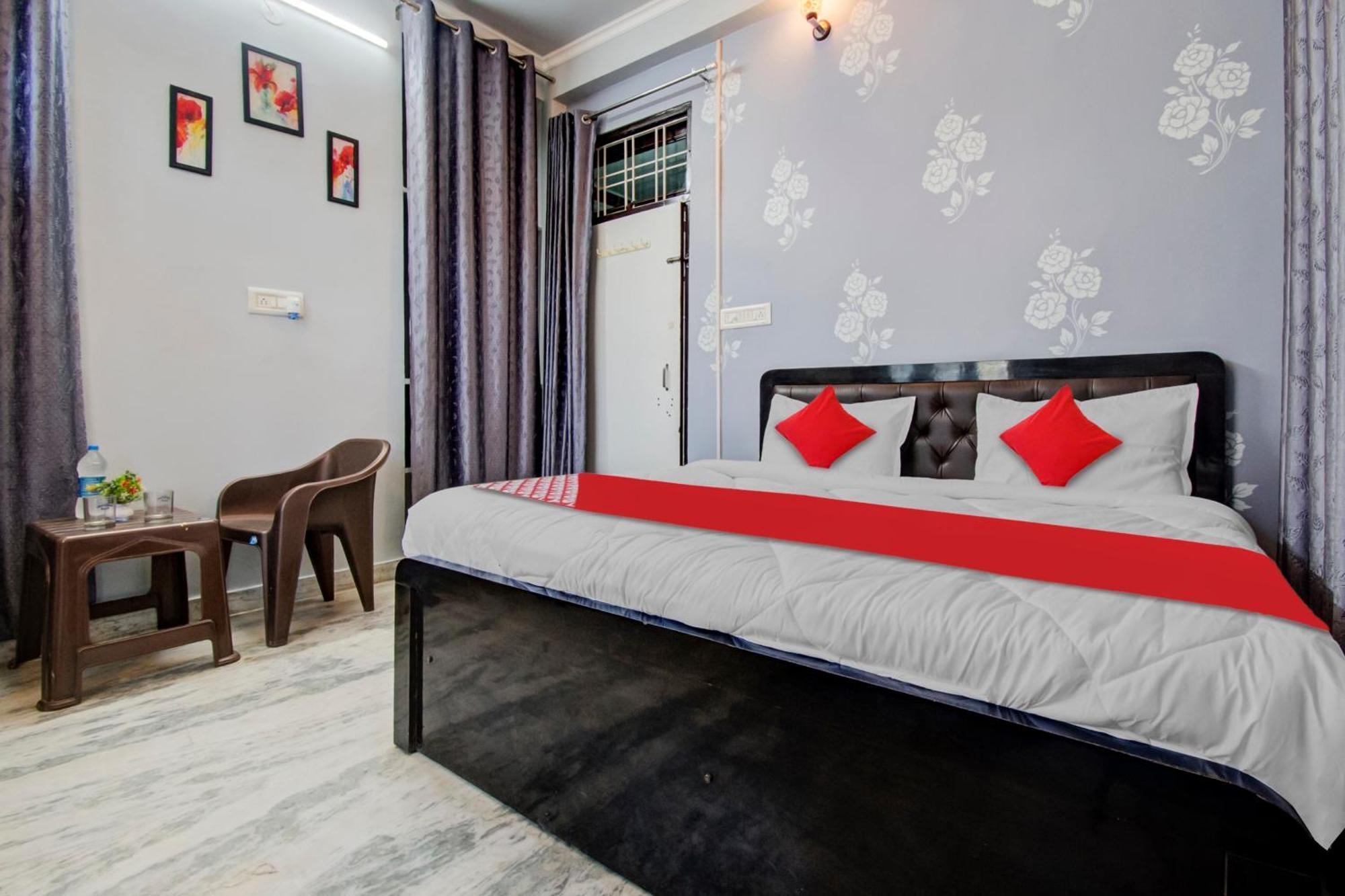 Oyo Flagship 81130 Vanya Guest House Jaipur Buitenkant foto