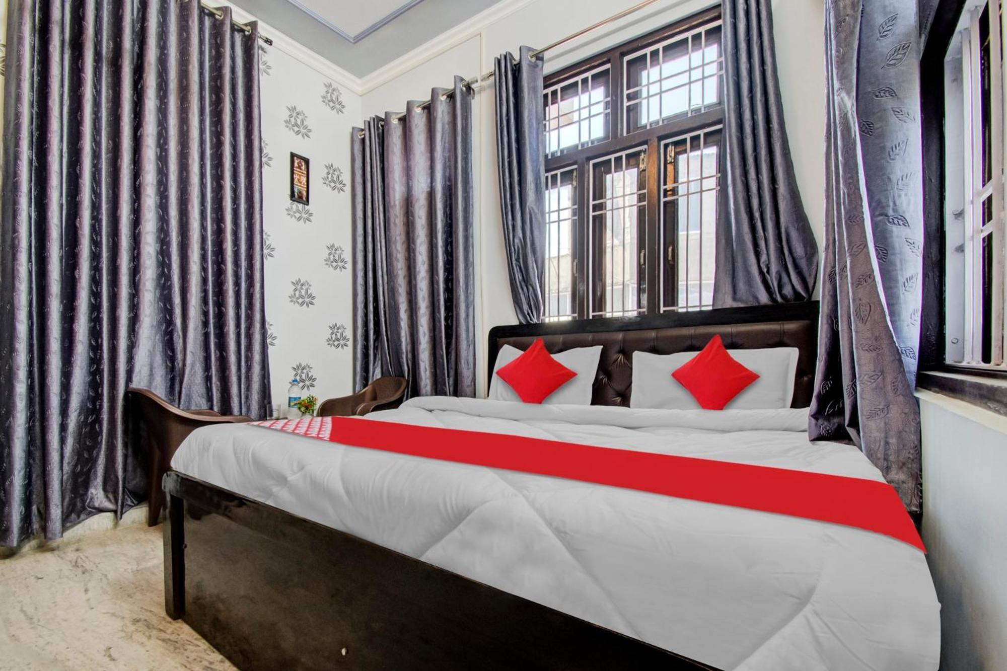 Oyo Flagship 81130 Vanya Guest House Jaipur Buitenkant foto