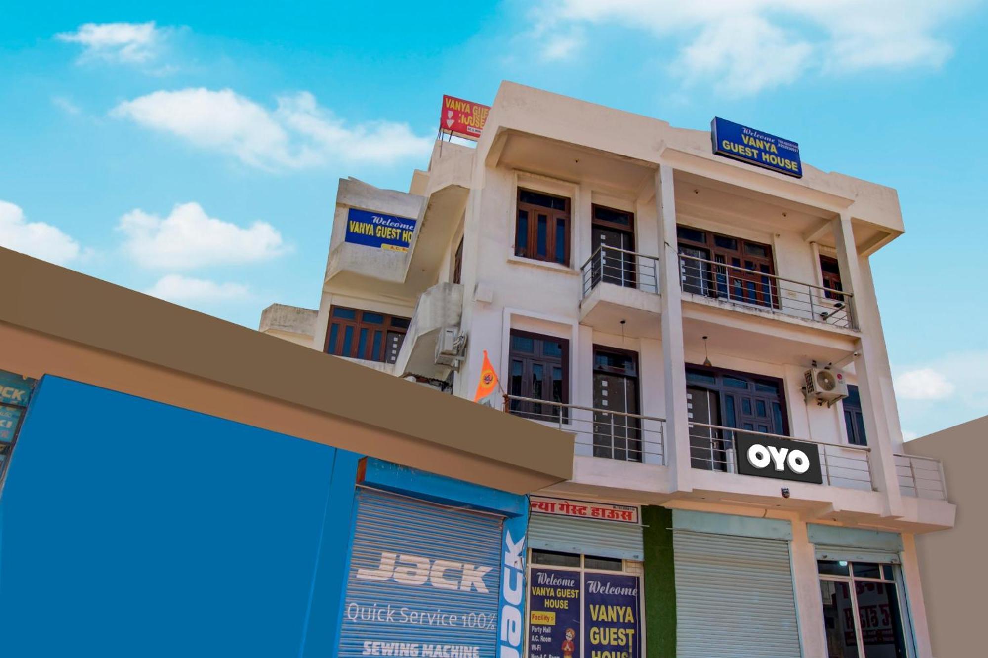 Oyo Flagship 81130 Vanya Guest House Jaipur Buitenkant foto