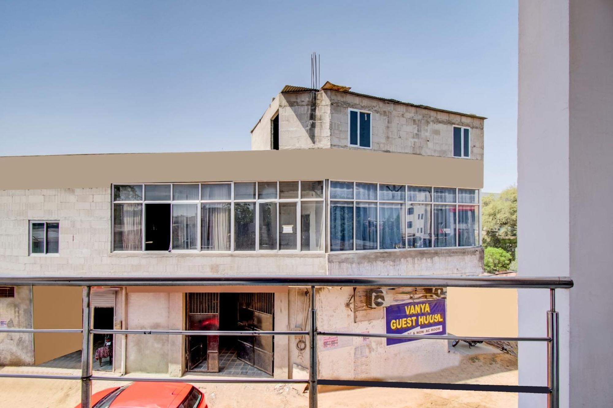 Oyo Flagship 81130 Vanya Guest House Jaipur Buitenkant foto